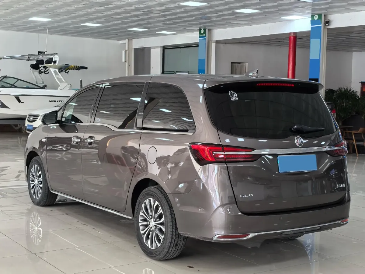 2023 Buick GL8 2.0T 237HP L4 9AT,autocango,china used car exporter,china ev exporter,chinese used car exporter,chinese used ev exporter