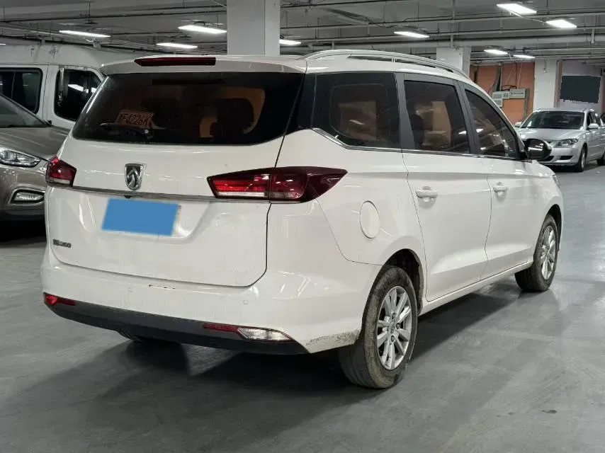 2019 BaoJun 360 1.5L 105HP L4 6MT,autocango,china used car exporter,china ev exporter,chinese used car exporter,chinese used ev exporter