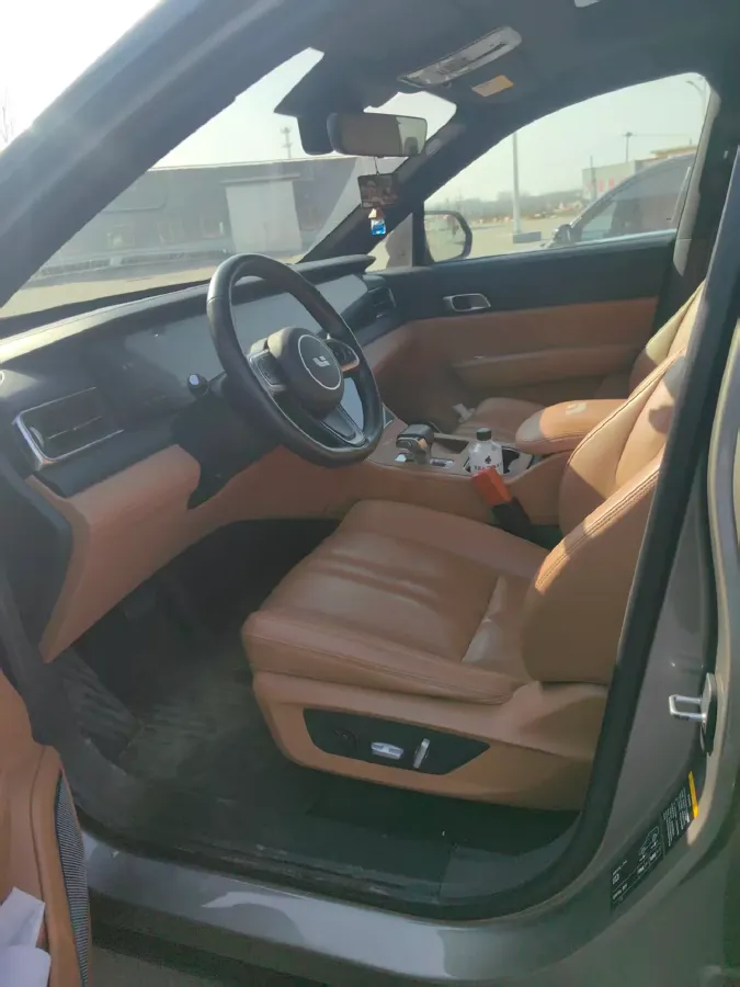 2020 Li ONE Range Extended 131HP REEV 40.5KWH,autocango,china used car exporter,china ev exporter,chinese used car exporter,chinese used ev exporter