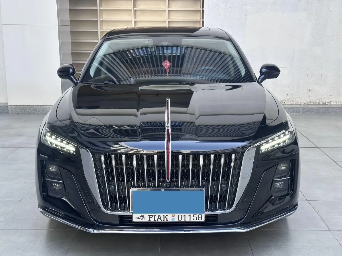 2023 HongQi H5 2.0T 224HP L4 8AT,autocango,china used car exporter,china ev exporter,chinese used car exporter,chinese used ev exporter