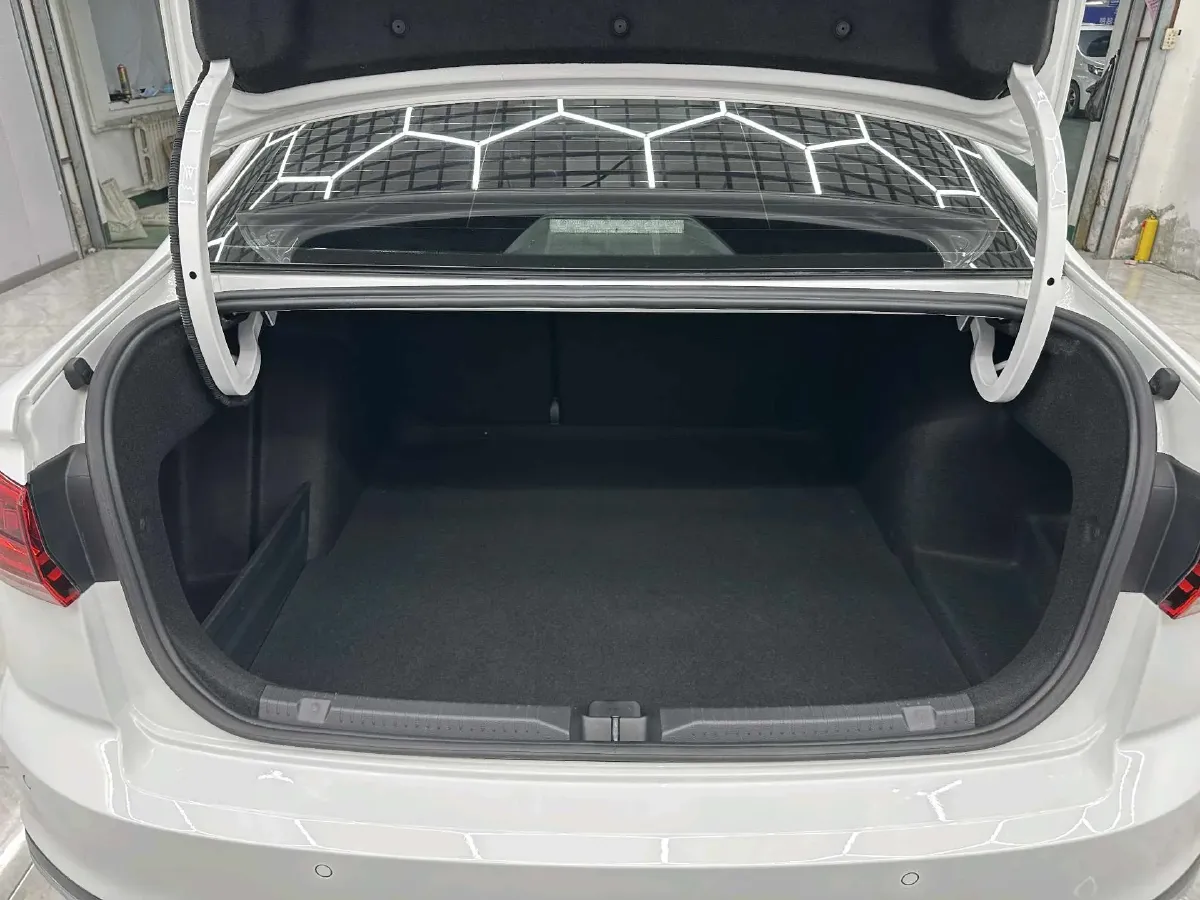 2023 Volkswagen Bora 1.4T 150HP L4 7DCT,autocango,china used car exporter,china ev exporter,chinese used car exporter,chinese used ev exporter