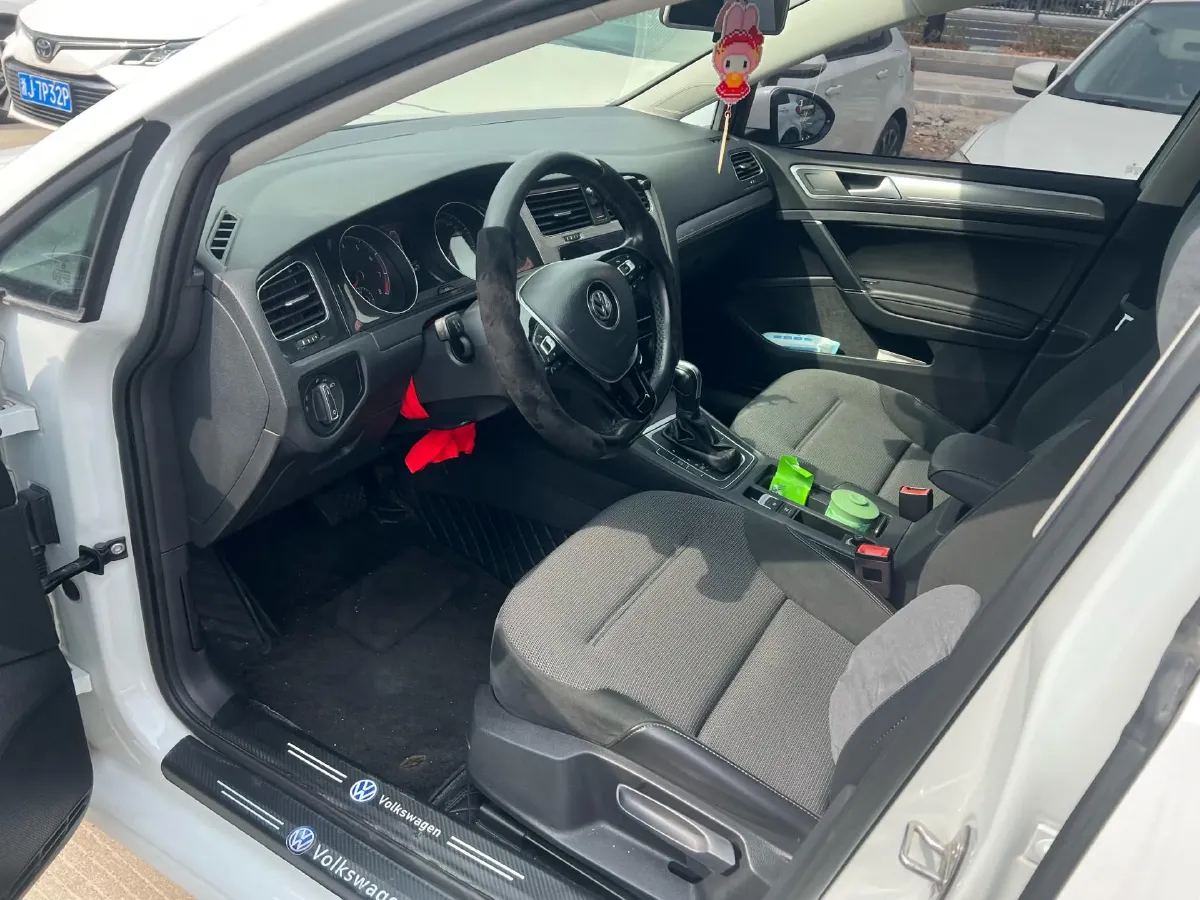 2018 Volkswagen Golf 1.4T 131HP L4 7DCT,autocango,china used car exporter,china ev exporter,chinese used car exporter,chinese used ev exporter