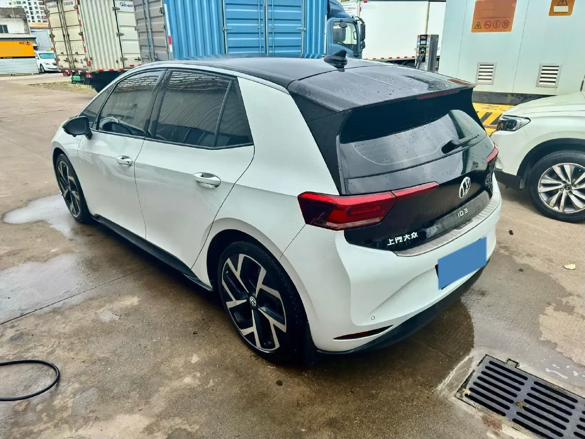 2023 Volkswagen ID.3 BEV 52.8KWH,autocango,china used car exporter,china ev exporter,chinese used car exporter,chinese used ev exporter