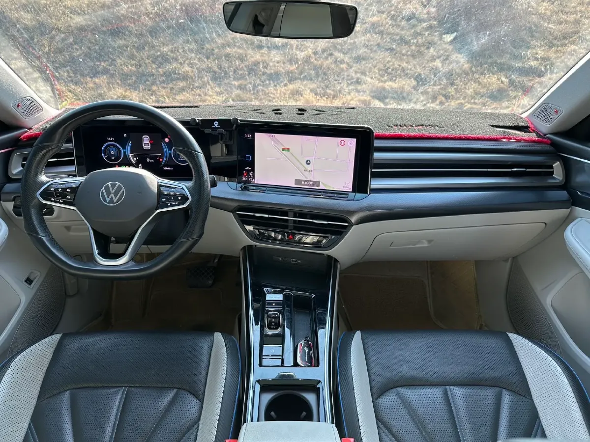 2022 Skoda Superb 2.0T 186HP L4 7DCT,autocango,china used car exporter,china ev exporter,chinese used car exporter,chinese used ev exporter