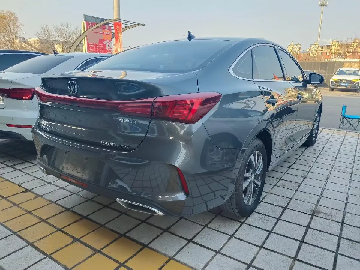 2022 ChangAn Eado 1.4T 160HP L4 7DCT,autocango,china used car exporter,china ev exporter,chinese used car exporter,chinese used ev exporter