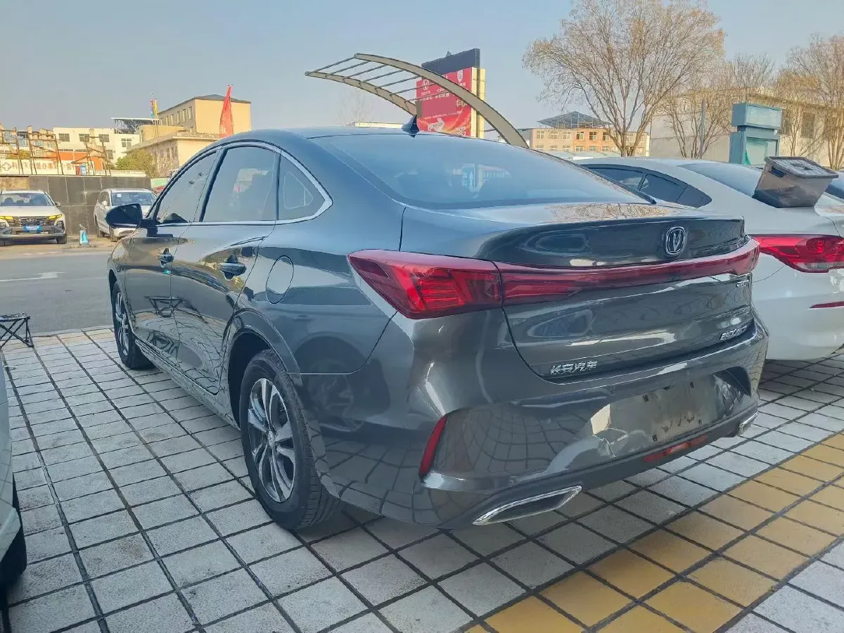 2022 ChangAn Eado 1.4T 160HP L4 7DCT,autocango,china used car exporter,china ev exporter,chinese used car exporter,chinese used ev exporter