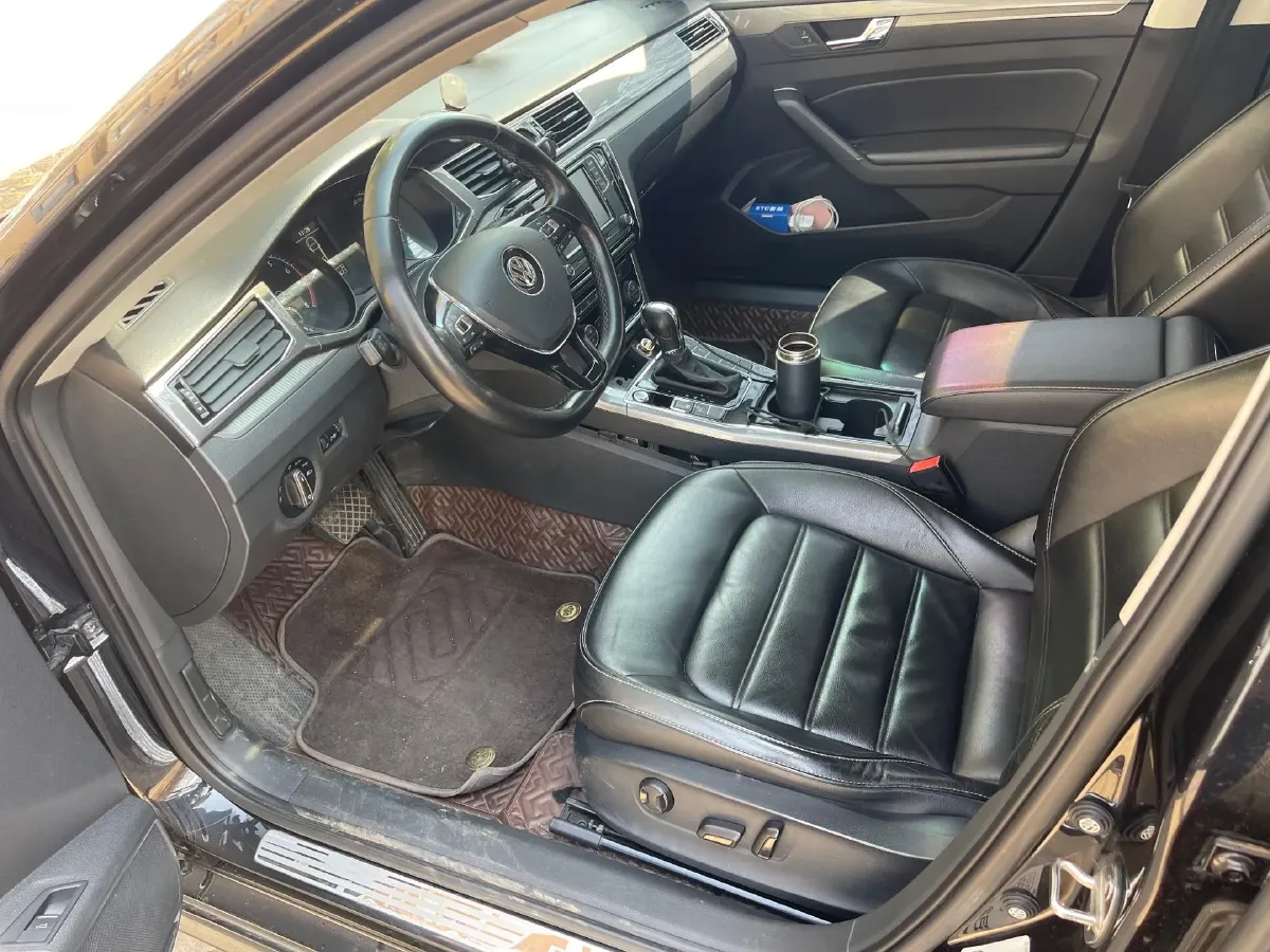 2016 Volkswagen Passat 1.8T 180HP L4 7DCT,autocango,china used car exporter,china ev exporter,chinese used car exporter,chinese used ev exporter