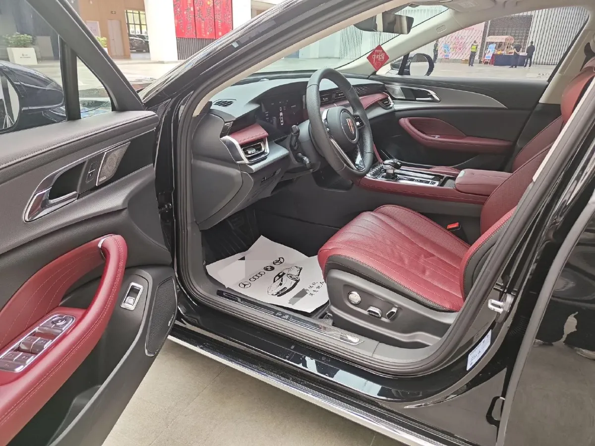 2024 HongQi H5 2.0T 224HP L4 8AT,autocango,china used car exporter,china ev exporter,chinese used car exporter,chinese used ev exporter