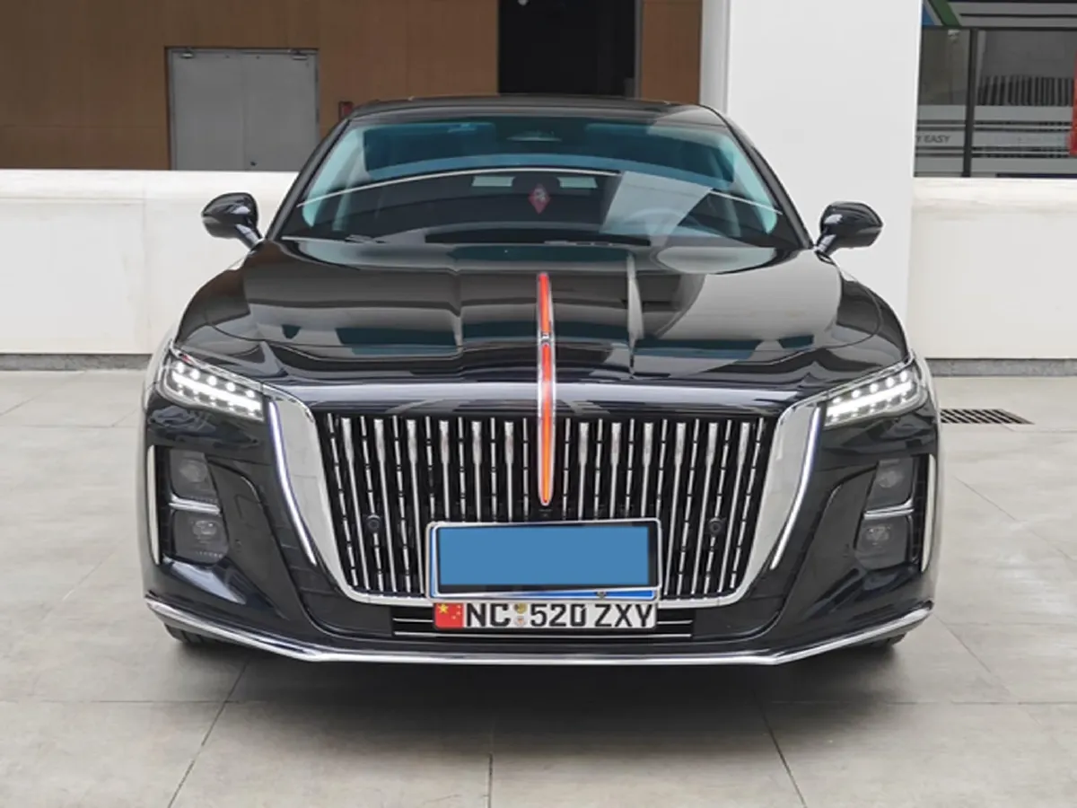 2024 HongQi H5 2.0T 224HP L4 8AT,autocango,china used car exporter,china ev exporter,chinese used car exporter,chinese used ev exporter