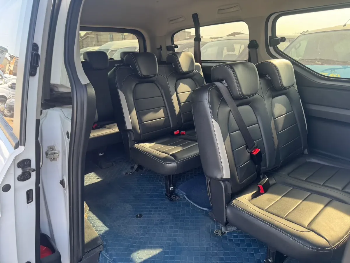 2021 WuLing ZhengChen 1.5T 147HP L4 6MT,autocango,china used car exporter,china ev exporter,chinese used car exporter,chinese used ev exporter