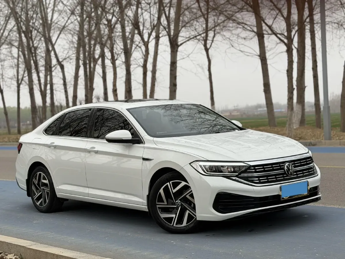 2023 Volkswagen Sagitar 1.5T 160HP L4 7DCT,autocango,china used car exporter,china ev exporter,chinese used car exporter,chinese used ev exporter