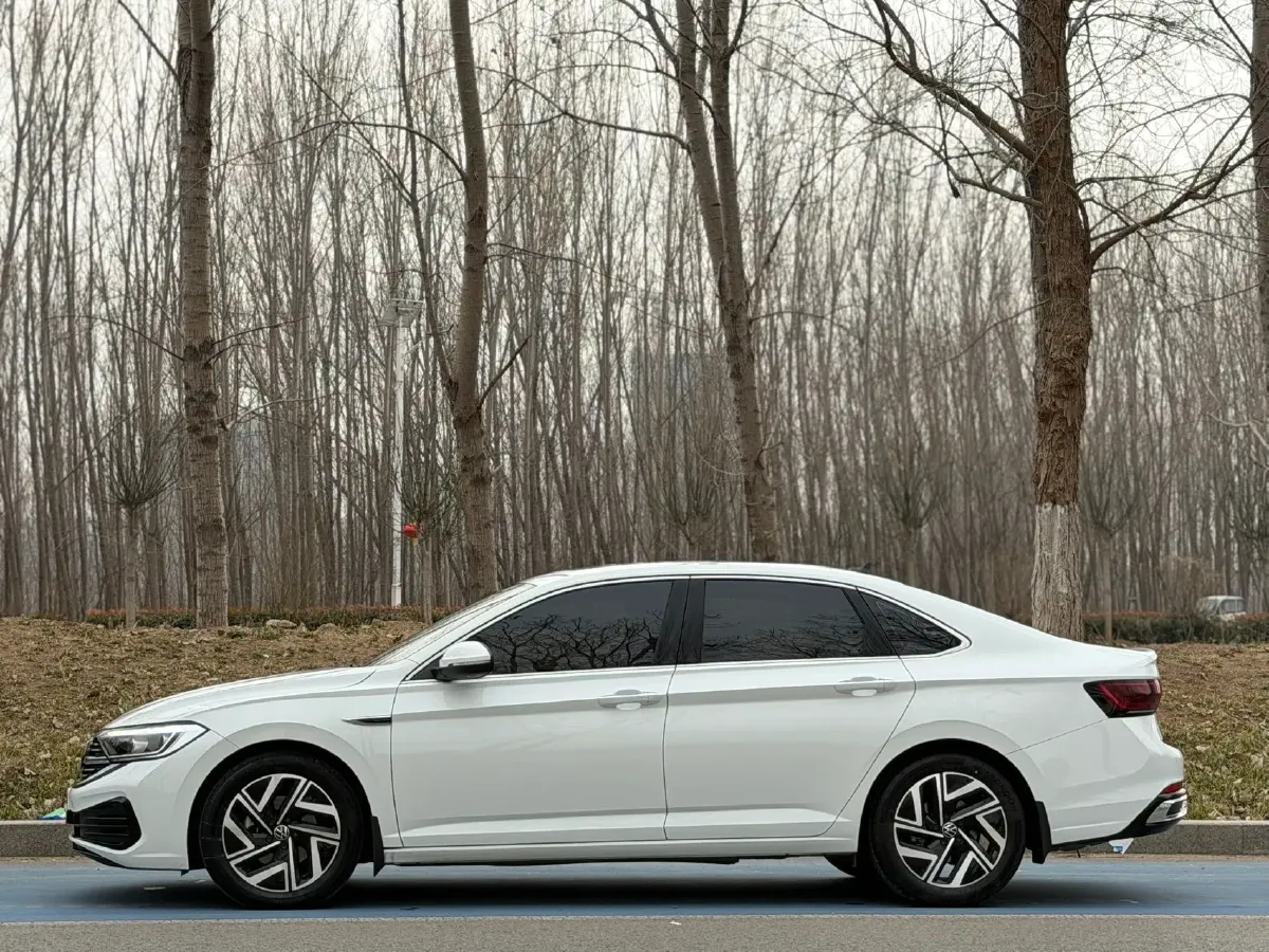 2023 Volkswagen Sagitar 1.5T 160HP L4 7DCT,autocango,china used car exporter,china ev exporter,chinese used car exporter,chinese used ev exporter