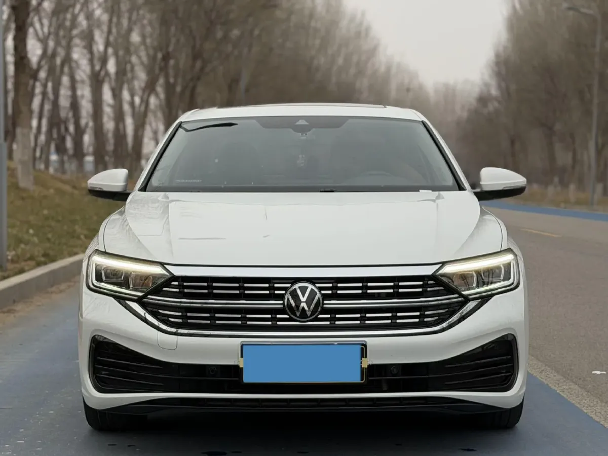 2023 Volkswagen Sagitar 1.5T 160HP L4 7DCT,autocango,china used car exporter,china ev exporter,chinese used car exporter,chinese used ev exporter