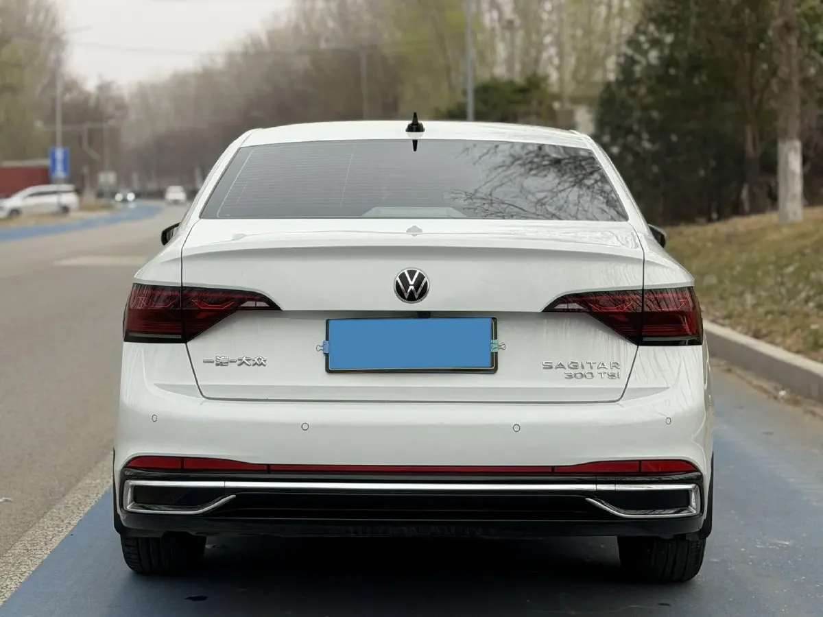 2023 Volkswagen Sagitar 1.5T 160HP L4 7DCT,autocango,china used car exporter,china ev exporter,chinese used car exporter,chinese used ev exporter