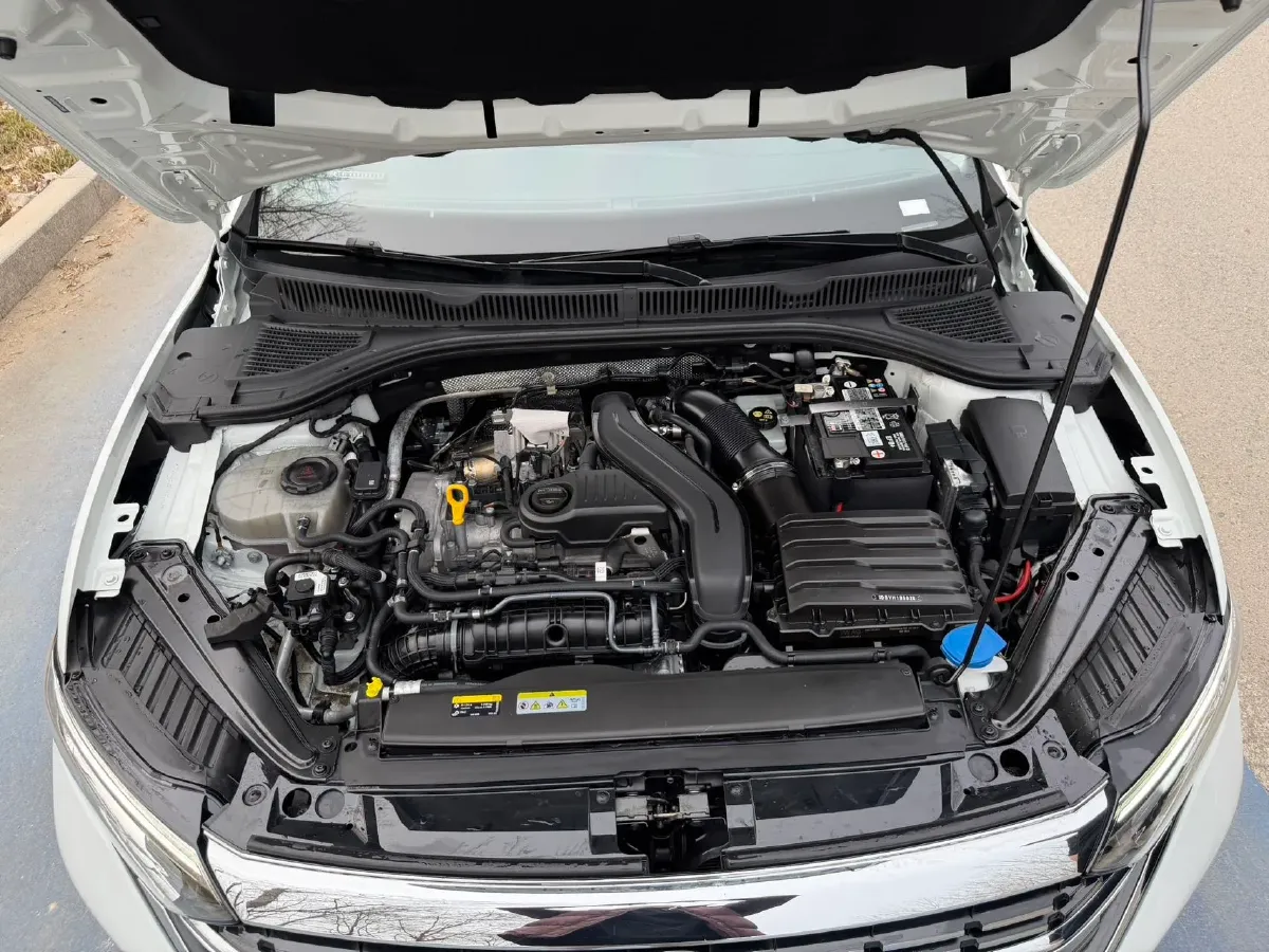 2023 Volkswagen Sagitar 1.5T 160HP L4 7DCT,autocango,china used car exporter,china ev exporter,chinese used car exporter,chinese used ev exporter