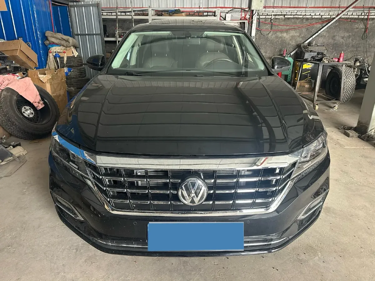 2019 Volvo V40 1.5T 152HP L4 6AT,autocango,china used car exporter,china ev exporter,chinese used car exporter,chinese used ev exporter