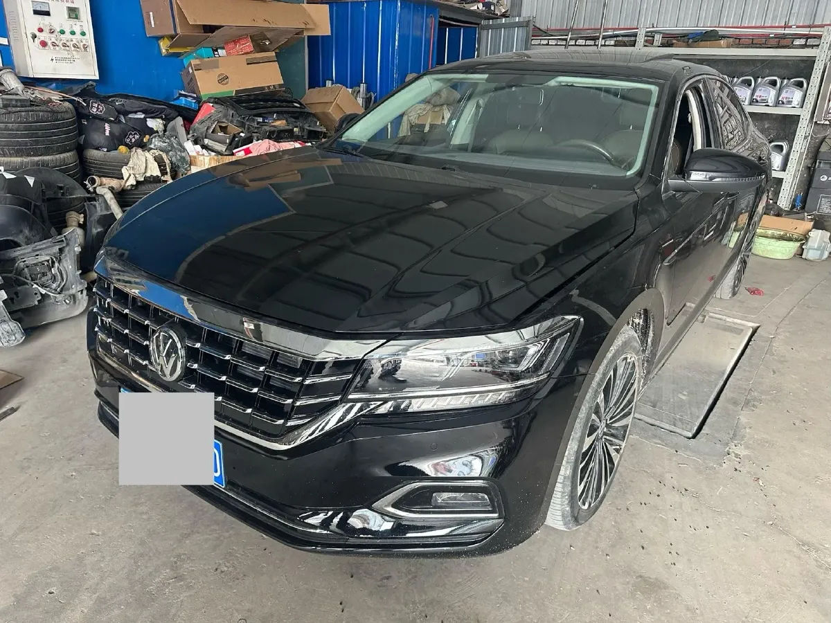 2019 Volvo V40 1.5T 152HP L4 6AT,autocango,china used car exporter,china ev exporter,chinese used car exporter,chinese used ev exporter