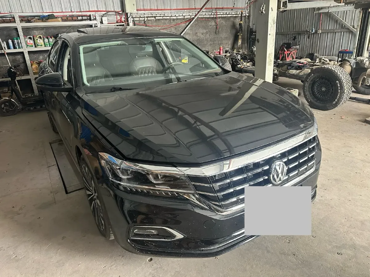 2019 Volvo V40 1.5T 152HP L4 6AT,autocango,china used car exporter,china ev exporter,chinese used car exporter,chinese used ev exporter