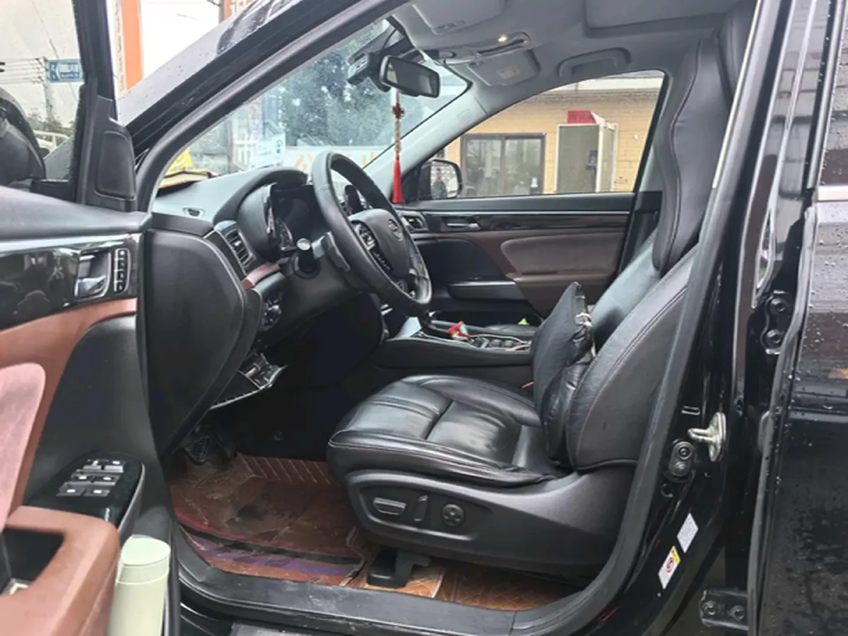 2017 GAC Trumpchi GS8 2.0T 201HP L4 6AT,autocango,china used car exporter,china ev exporter,chinese used car exporter,chinese used ev exporter