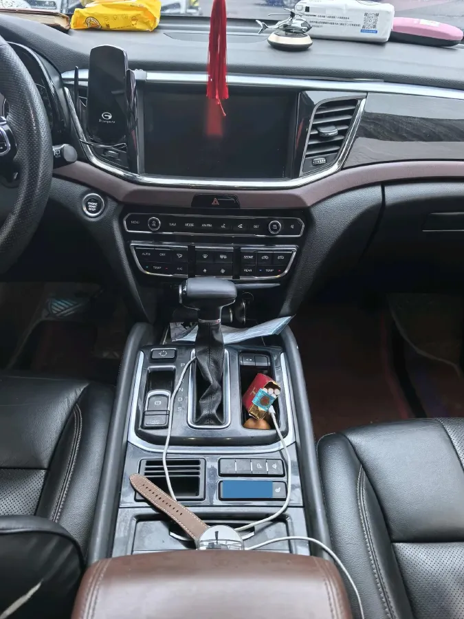 2017 GAC Trumpchi GS8 2.0T 201HP L4 6AT,autocango,china used car exporter,china ev exporter,chinese used car exporter,chinese used ev exporter