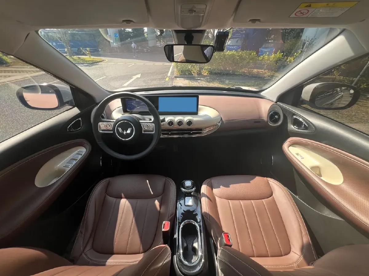 2023 WuLing BinGuo BEV 31.9KWH,autocango,china used car exporter,china ev exporter,chinese used car exporter,chinese used ev exporter