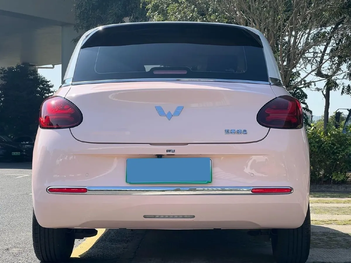 2023 WuLing BinGuo BEV 31.9KWH,autocango,china used car exporter,china ev exporter,chinese used car exporter,chinese used ev exporter