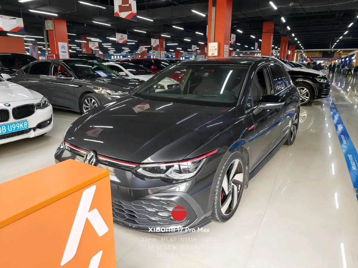2023 Volkswagen GolfGTI 2.0T 220HP L4 7DCT,autocango,china used car exporter,china ev exporter,chinese used car exporter,chinese used ev exporter