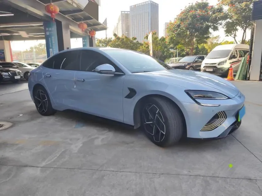 2022 AITO AITO M5 Range Extended 125HP REEV 40KWH,autocango,china used car exporter,china ev exporter,chinese used car exporter,chinese used ev exporter