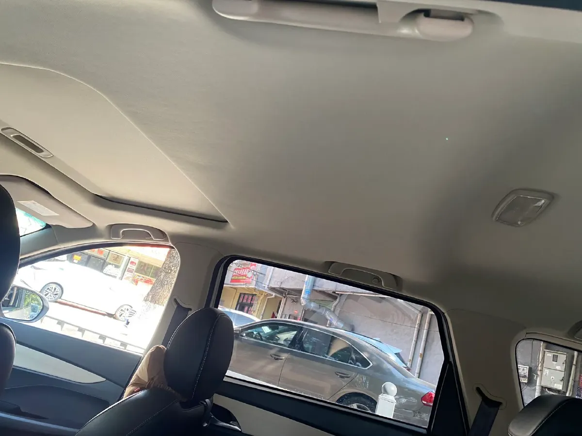 2018 BaoJun 360 1.5L 112HP L4 6MT,autocango,china used car exporter,china ev exporter,chinese used car exporter,chinese used ev exporter