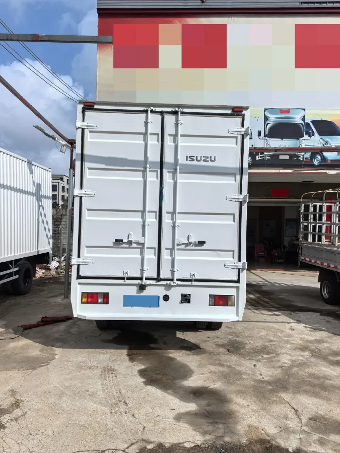 2023 Isuzu YiFang 2.5T 126HP L4 5MT,autocango,china used car exporter,china ev exporter,chinese used car exporter,chinese used ev exporter