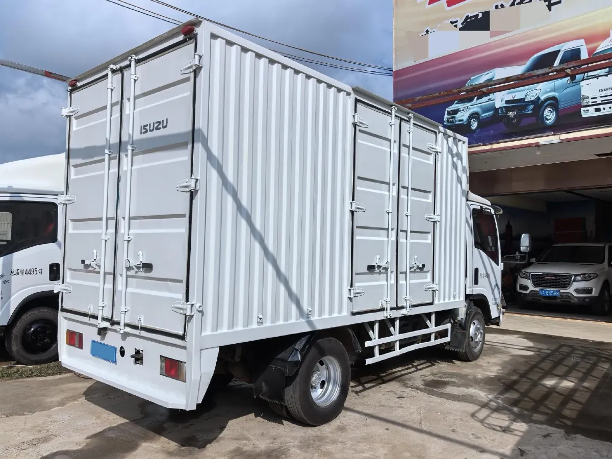 2023 Isuzu YiFang 2.5T 126HP L4 5MT,autocango,china used car exporter,china ev exporter,chinese used car exporter,chinese used ev exporter