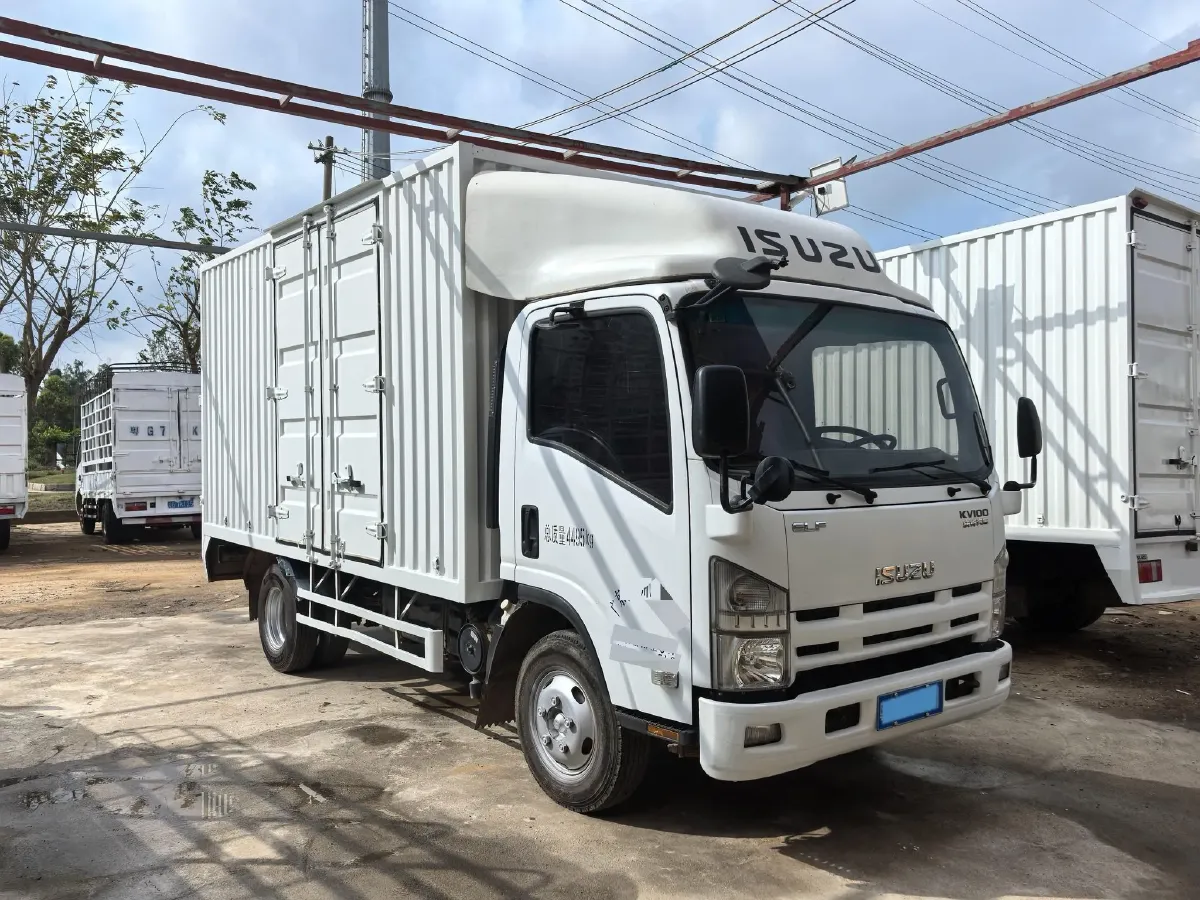 2023 Isuzu YiFang 2.5T 126HP L4 5MT,autocango,china used car exporter,china ev exporter,chinese used car exporter,chinese used ev exporter