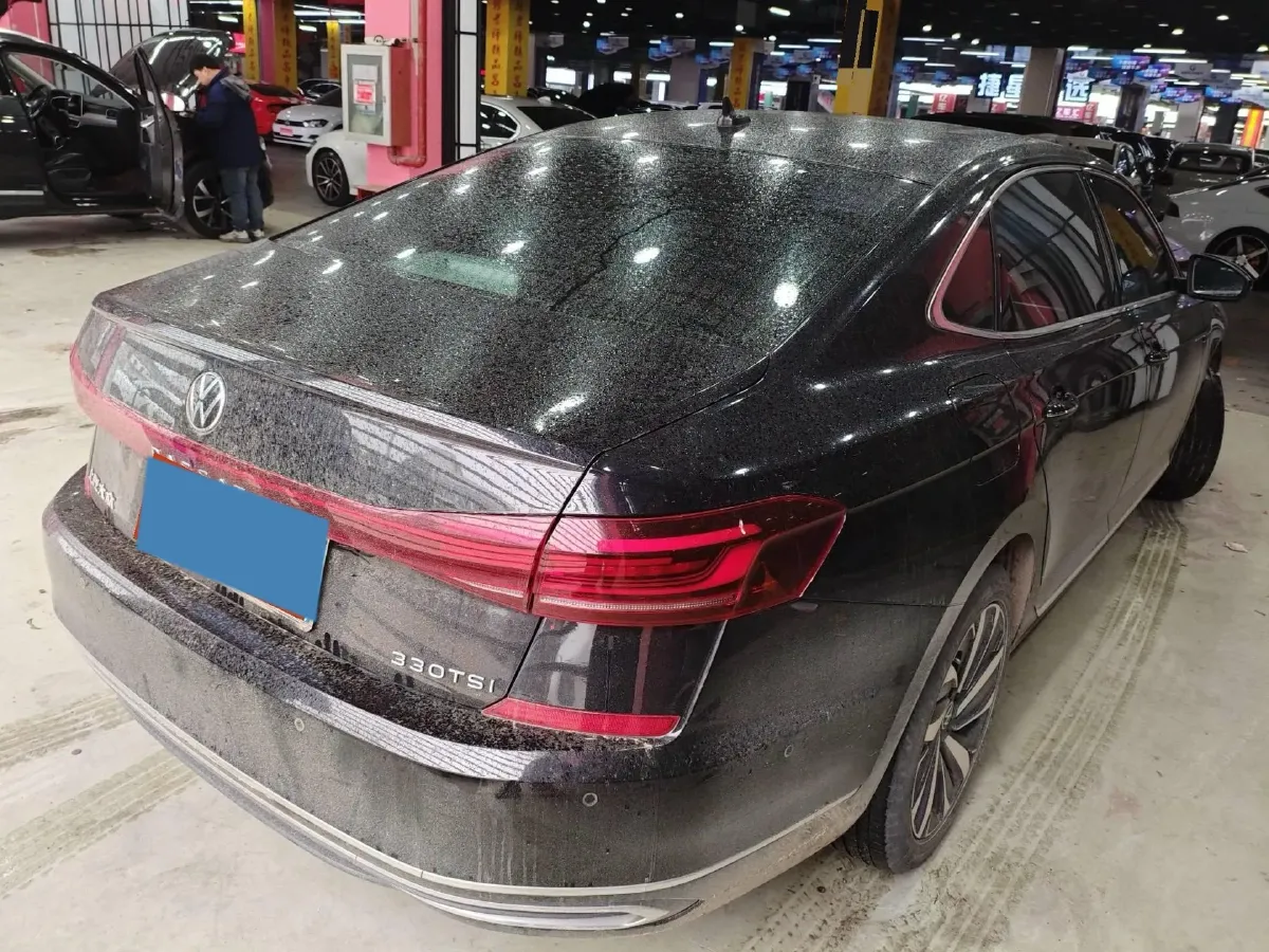 2022 Xpeng P7 BEV 60.2KWH,autocango,china used car exporter,china ev exporter,chinese used car exporter,chinese used ev exporter