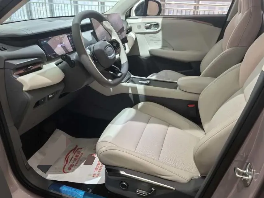 2025 LYNK&CO 06 EM-P 1.5L 120HP L4 3DHT PHEV 19.09KWH,autocango,china used car exporter,china ev exporter,chinese used car exporter,chinese used ev exporter