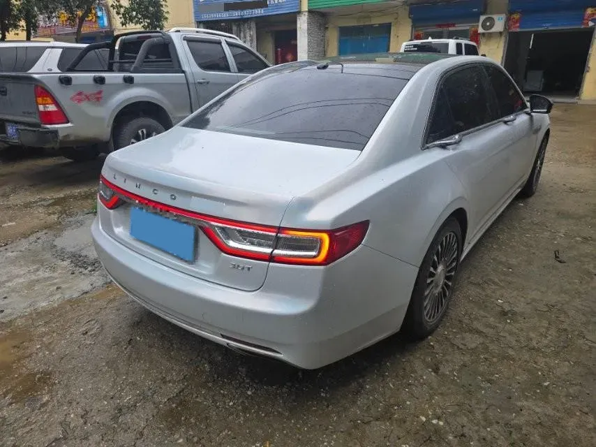 2017 Lincoln Continental 2.0T 261HP L4 6AT,autocango,china used car exporter,china ev exporter,chinese used car exporter,chinese used ev exporter