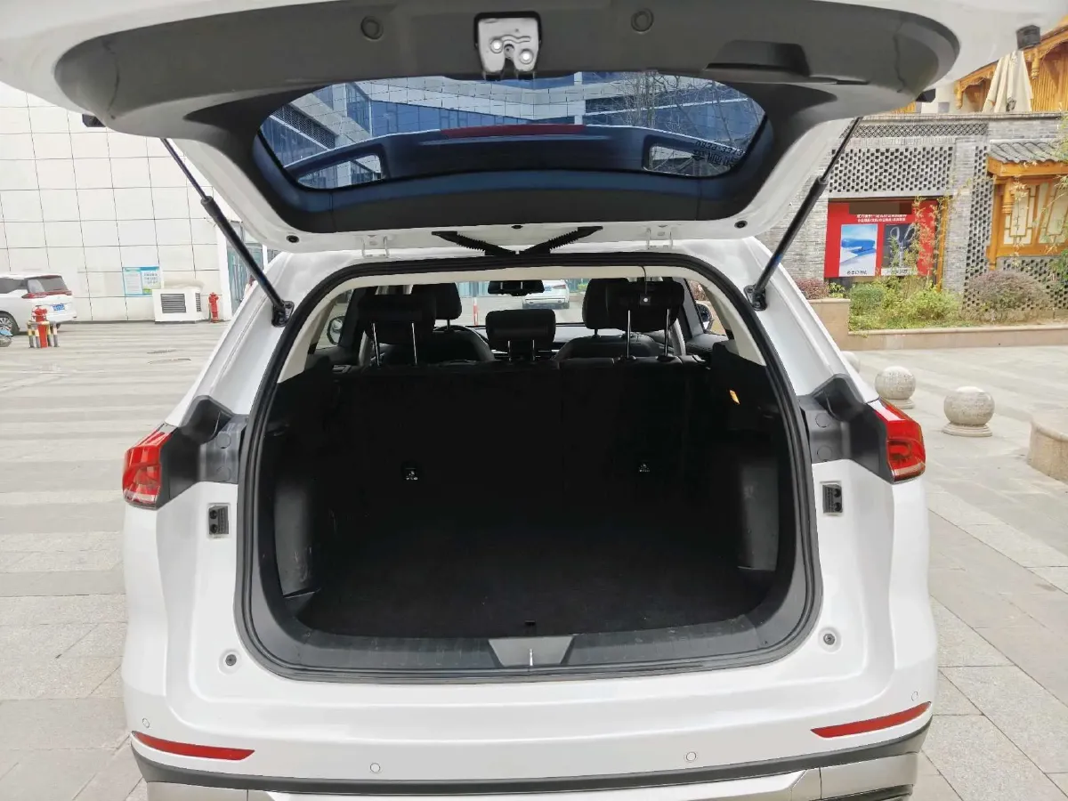 2023 Haval H6 1.5T 150HP L4 7DCT,autocango,china used car exporter,china ev exporter,chinese used car exporter,chinese used ev exporter