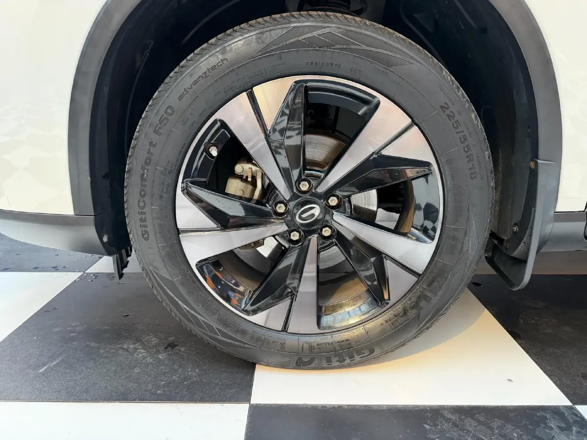 2022 GAC Trumpchi GS4 1.5T 169HP L4 6AT,autocango,china used car exporter,china ev exporter,chinese used car exporter,chinese used ev exporter