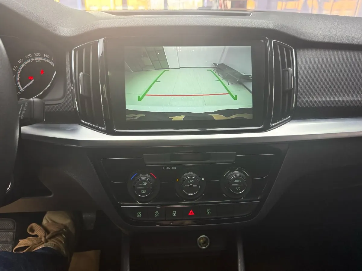 2022 Skoda Kamiq 1.5L 112HP L4 6AT,autocango,china used car exporter,china ev exporter,chinese used car exporter,chinese used ev exporter