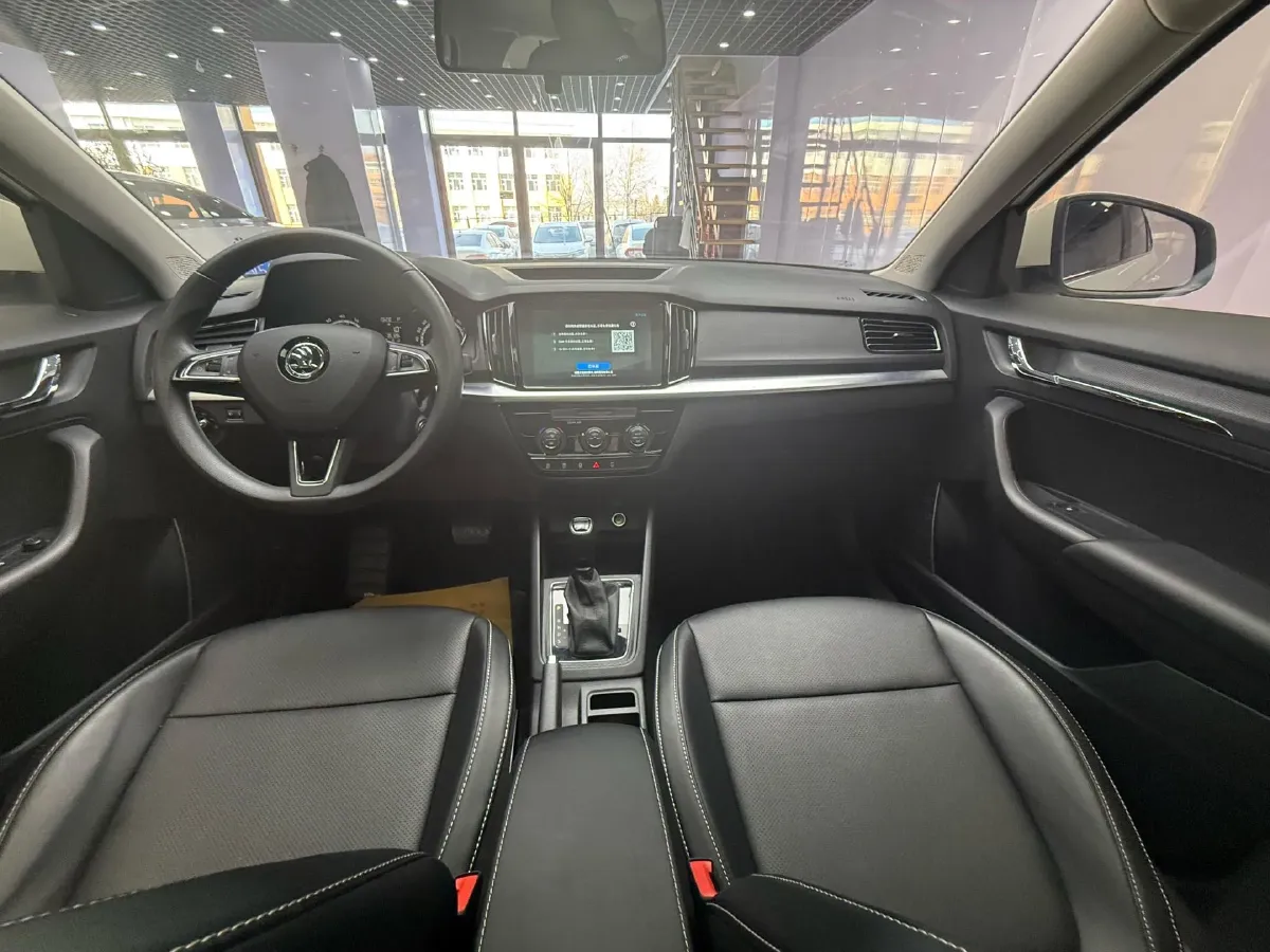 2022 Skoda Kamiq 1.5L 112HP L4 6AT,autocango,china used car exporter,china ev exporter,chinese used car exporter,chinese used ev exporter
