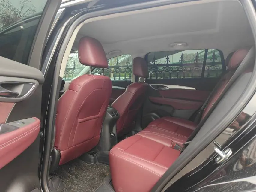 2025 Buick EnvisionPlus 2.0T 237HP L4 9AT,autocango,china used car exporter,china ev exporter,chinese used car exporter,chinese used ev exporter