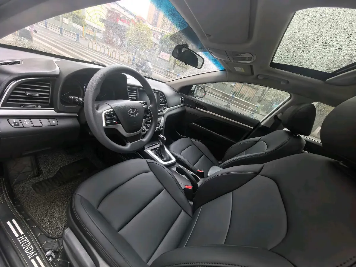 2016 Hyundai Elantra 1.6L 130HP L4 6AT,autocango,china used car exporter,china ev exporter,chinese used car exporter,chinese used ev exporter