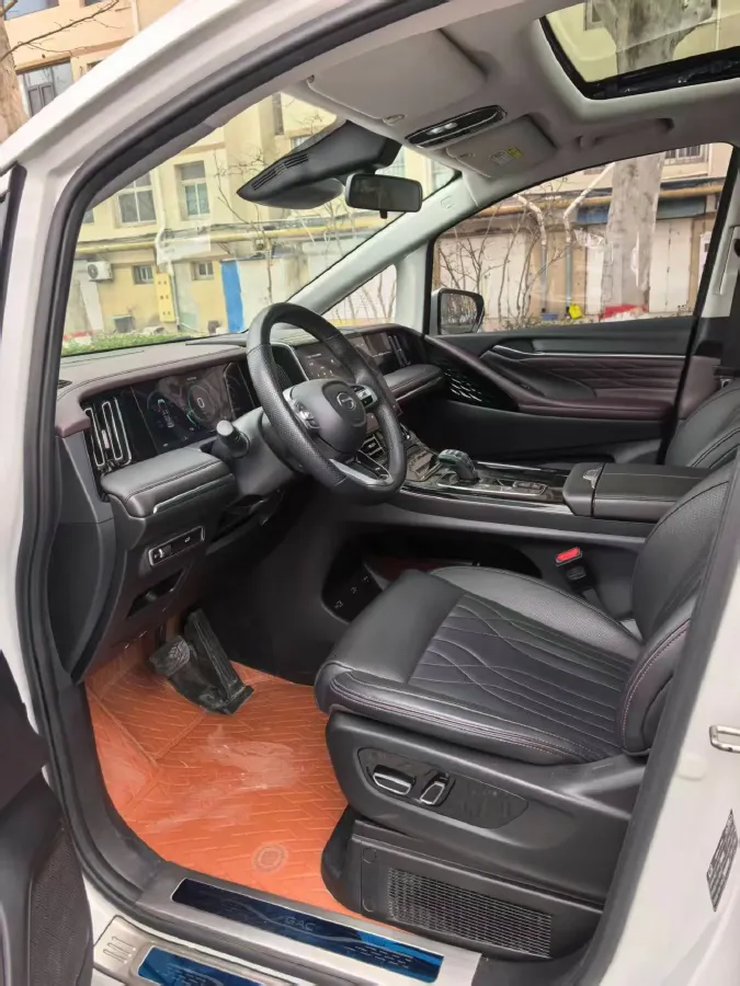 2024 GAC Trumpchi M8 2.0T 252HP L4 8AT,autocango,china used car exporter,china ev exporter,chinese used car exporter,chinese used ev exporter