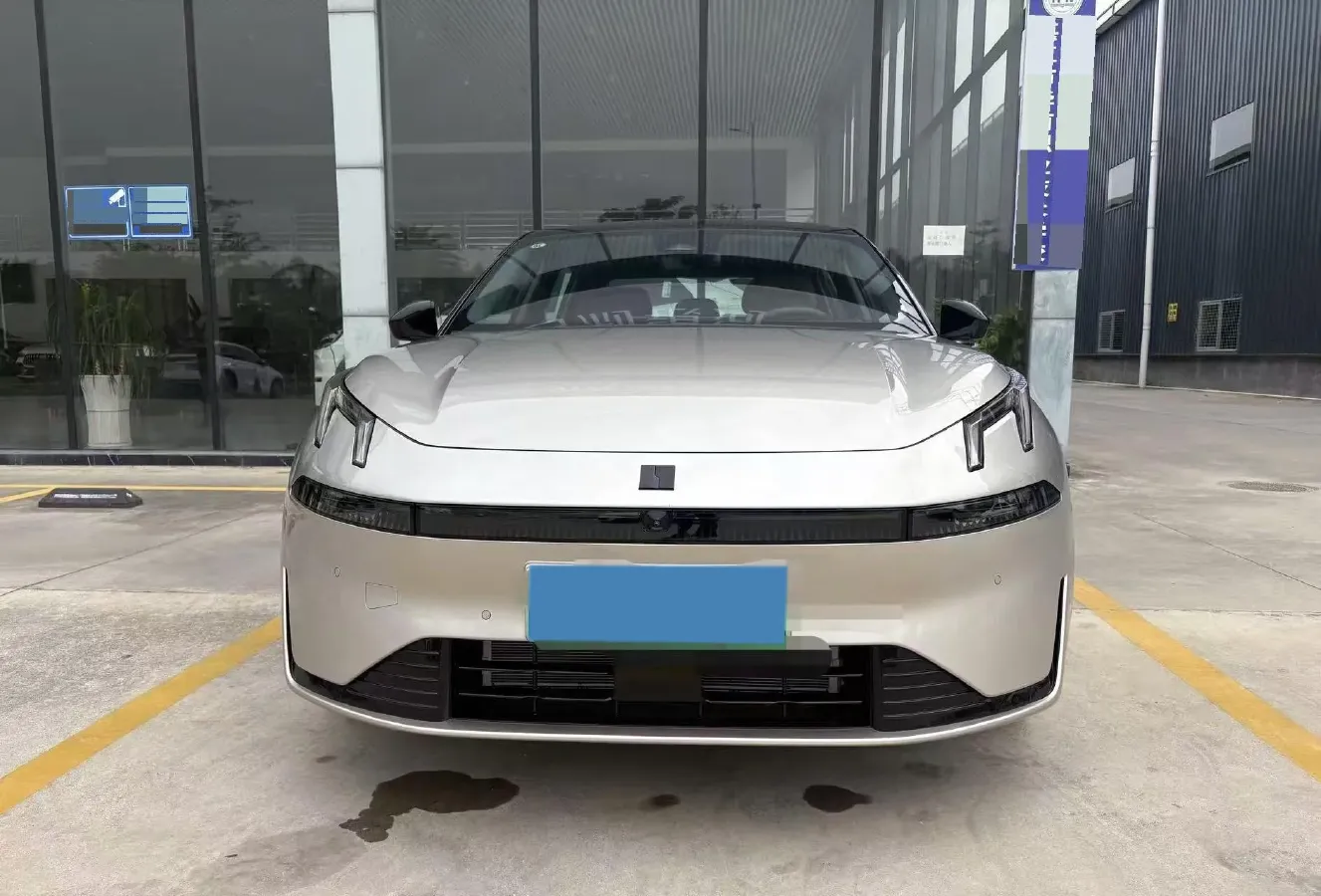 2024 LYNK&CO 07 EM-P 1.5T 163HP L4 3DHT PHEV 18.99KWH,autocango,china used car exporter,china ev exporter,chinese used car exporter,chinese used ev exporter