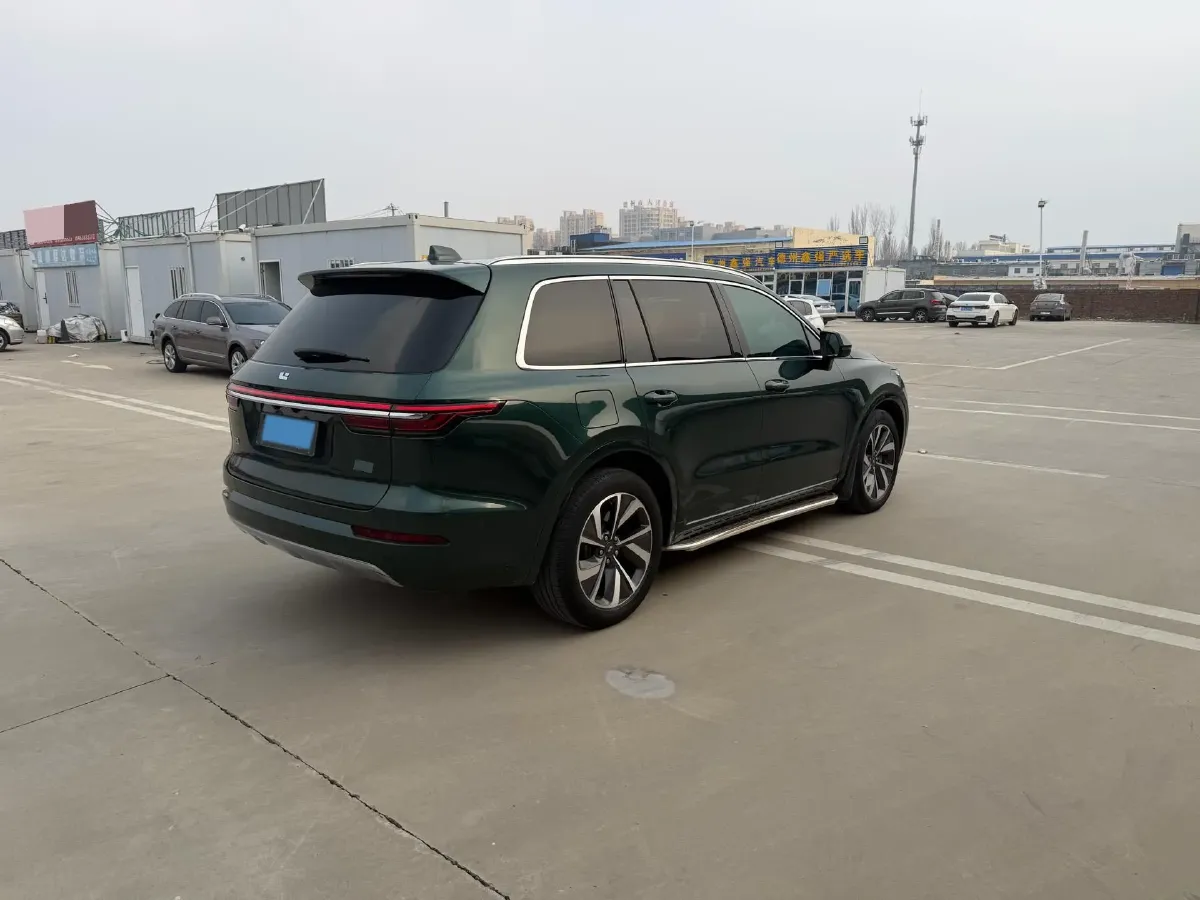 2021 Li ONE Range Extended 131HP REEV 40.5KWH,autocango,china used car exporter,china ev exporter,chinese used car exporter,chinese used ev exporter