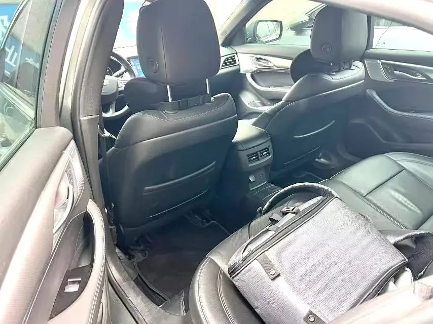 2022 Cadillac CT5 2.0T 237HP L4 10AT,autocango,china used car exporter,china ev exporter,chinese used car exporter,chinese used ev exporter