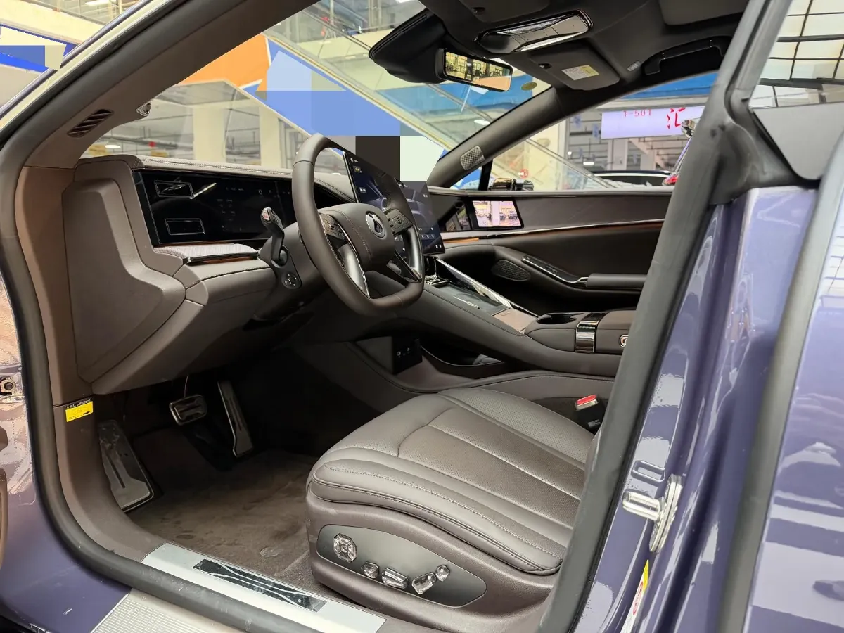 2024 Denza DenzaZ9 2.0T 207HP L4 E-CVT PHEV 38.5KWH,autocango,china used car exporter,china ev exporter,chinese used car exporter,chinese used ev exporter