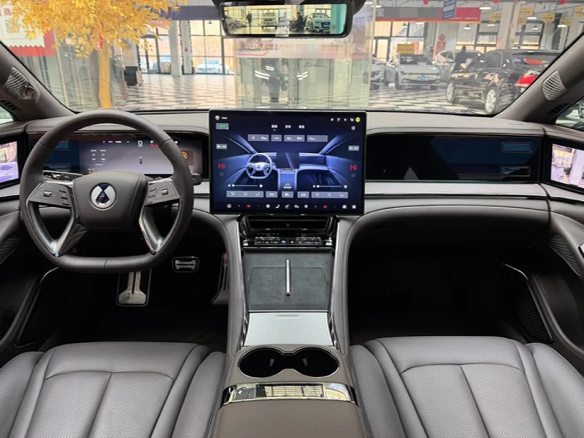 2024 Denza DenzaZ9 2.0T 207HP L4 E-CVT PHEV 38.5KWH,autocango,china used car exporter,china ev exporter,chinese used car exporter,chinese used ev exporter