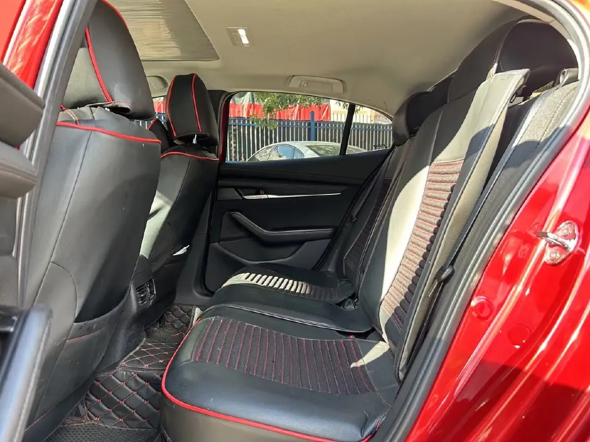 2021 Mazda 3 Axela 2.0L 158HP L4 6AT,autocango,china used car exporter,china ev exporter,chinese used car exporter,chinese used ev exporter