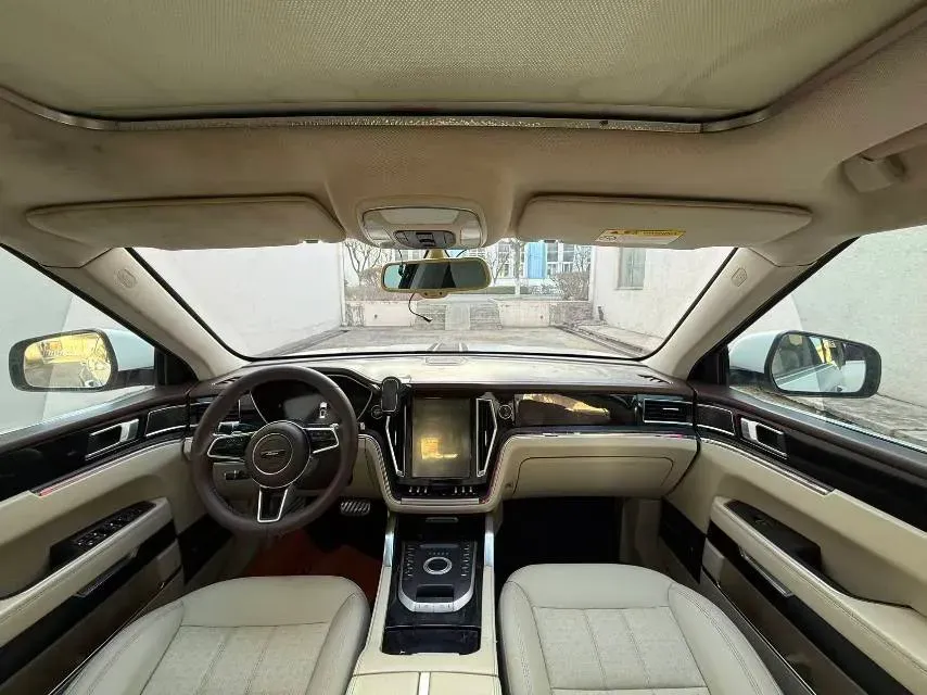 2017 Zotye T700 1.8T 177HP L4 6DCT,autocango,china used car exporter,china ev exporter,chinese used car exporter,chinese used ev exporter