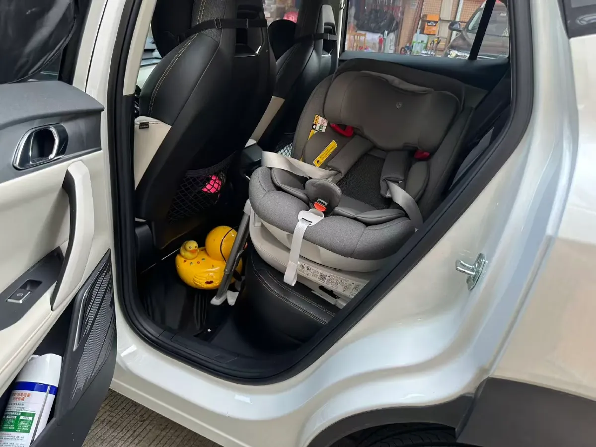 2022 Roewe i6 MAX BEV 61.1KWH,autocango,china used car exporter,china ev exporter,chinese used car exporter,chinese used ev exporter